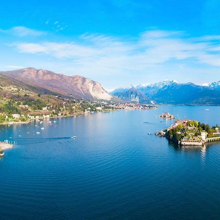 Easy Central Stresa 300Mt From Lake Exterior foto